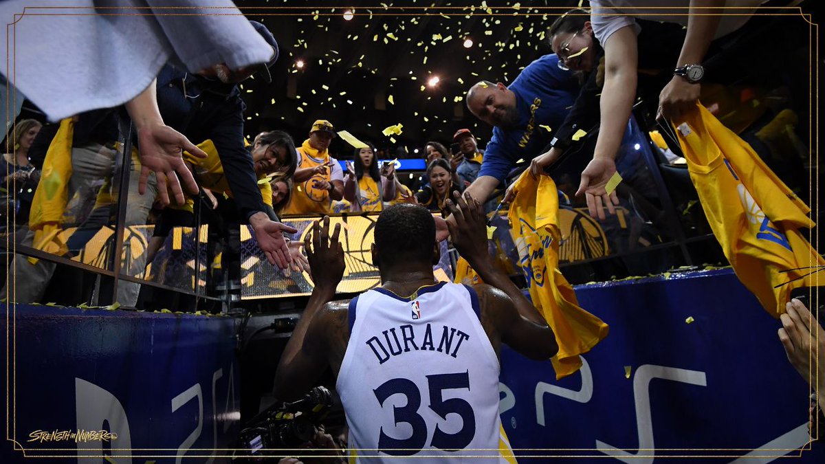 在三分线外 在三分线外