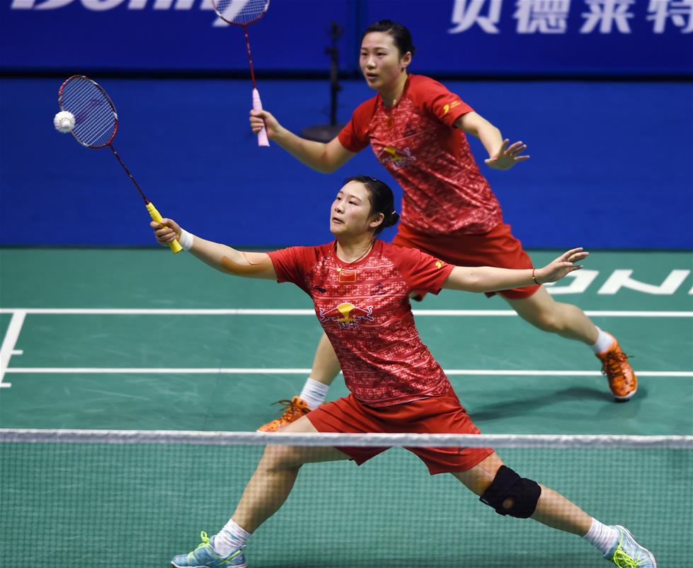 地融入球队 地融入球队