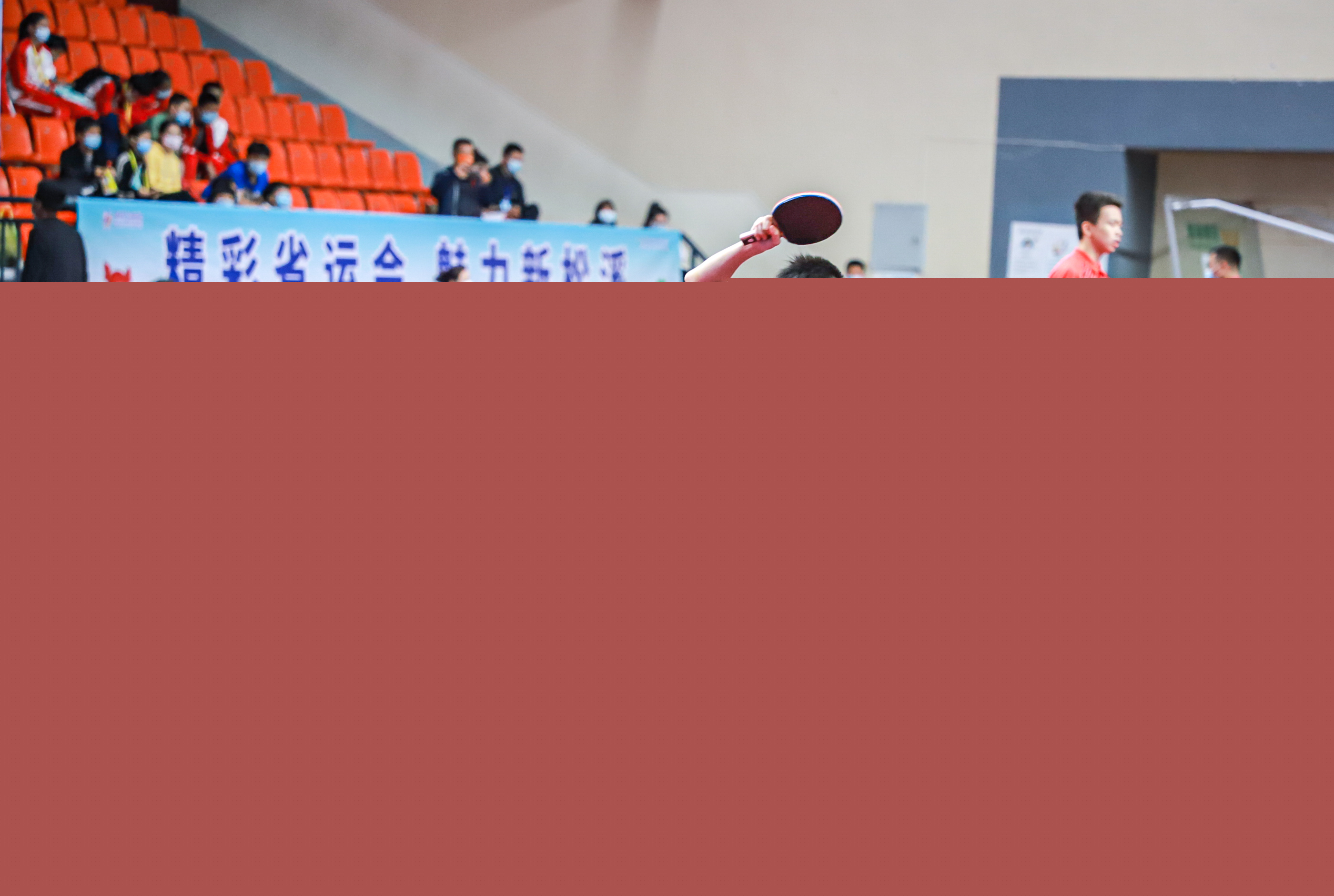 逼迫管理层 逼迫管理层