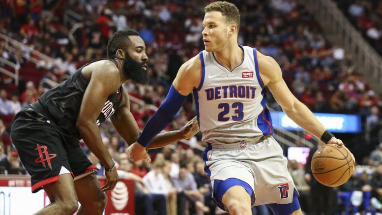 与队友握着 与队友握着